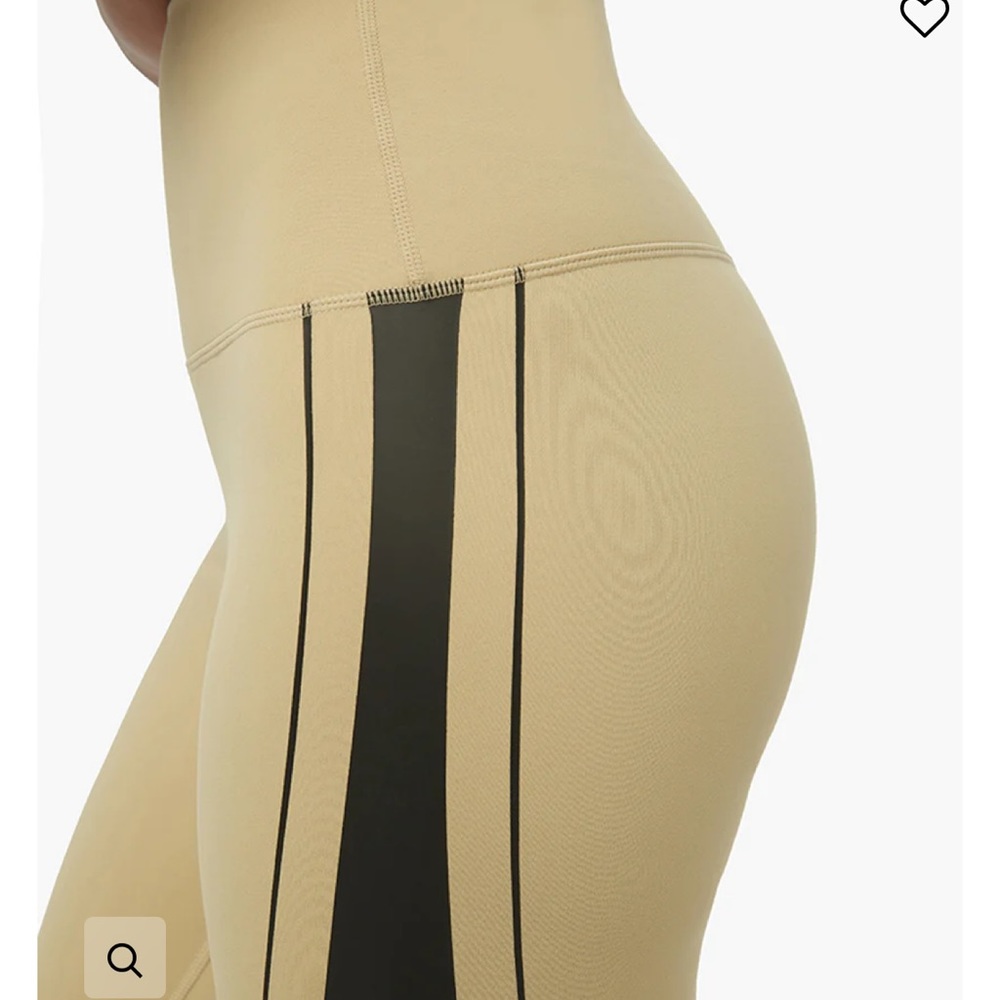 WEWOREWHAT Hourglass Colorblock Workout Set - Picture 7 of 12